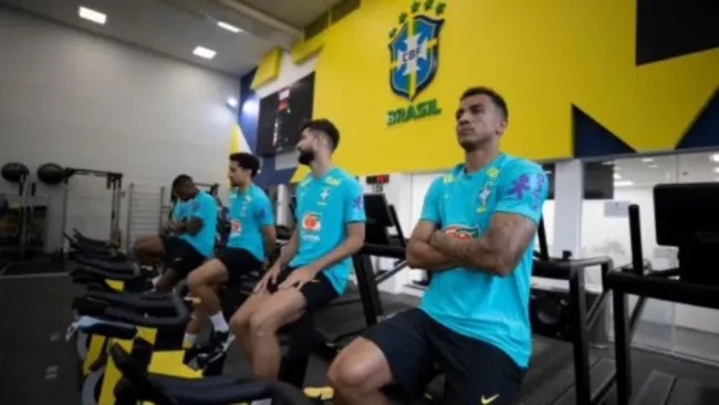 Jugadores de Brasil en concentración