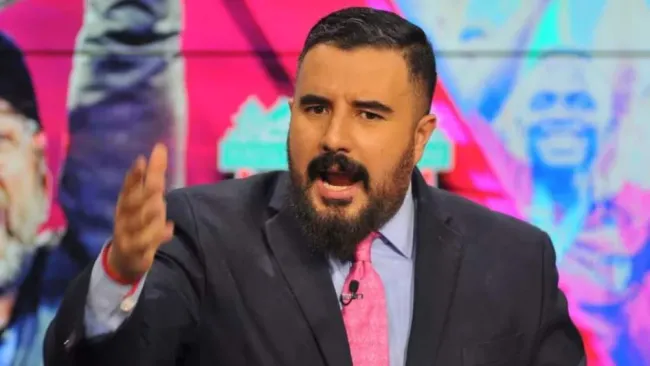 Álvaro Morales en presentación