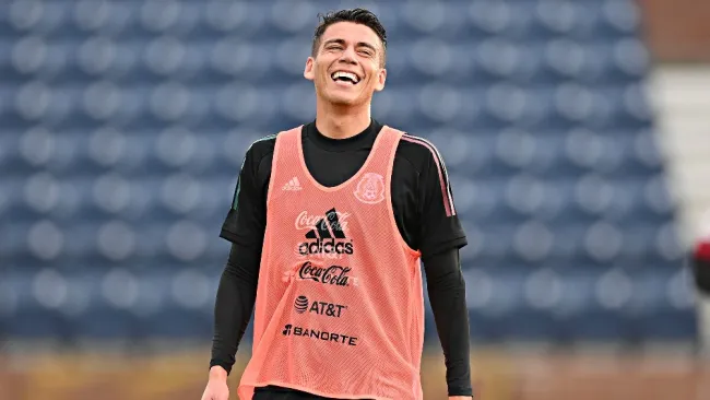 Héctor Moreno reforzaría a Rayados