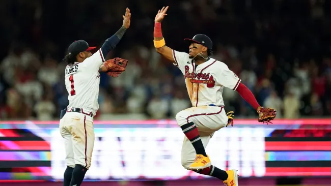 MLB: Atlanta venció a Los Angeles de la mano de Ozzie Albies y Abraham Almonte
