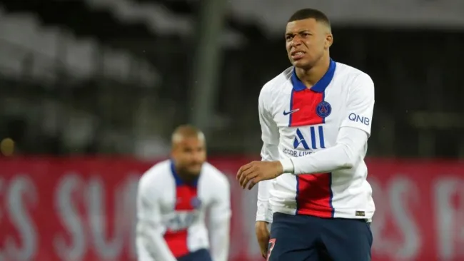 Mbappé en partido con el PSG 