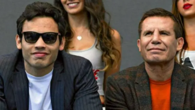 Julio César Chávez Jr. junto al 'César del Boxeo' en un evento