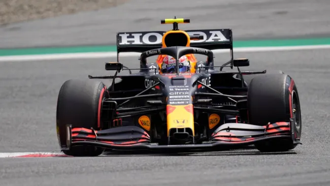 Sergio 'Checo' Pérez en su monoplaza