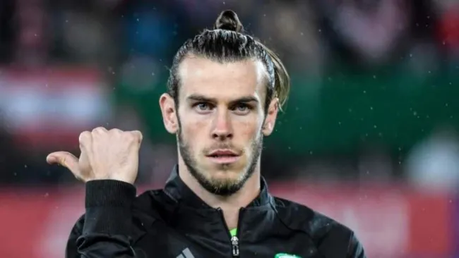 Bale en partido con Gales