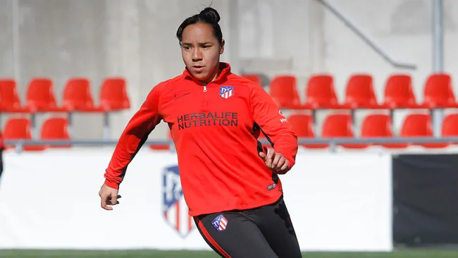 Charlyn Corral acordó con Atlético de Madrid la rescisión de su contrato