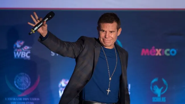 Chávez estuvo en el concierto de Edith Márquez 