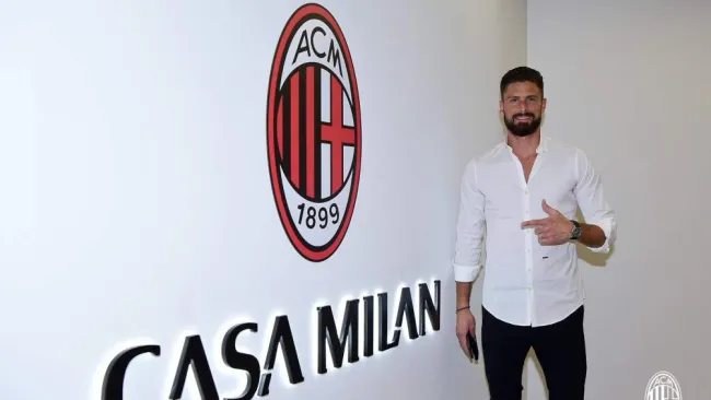 Giroud en presentación