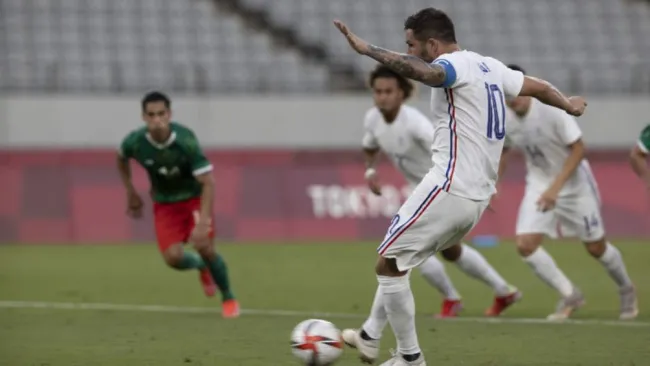 Gignac en penalti contra México