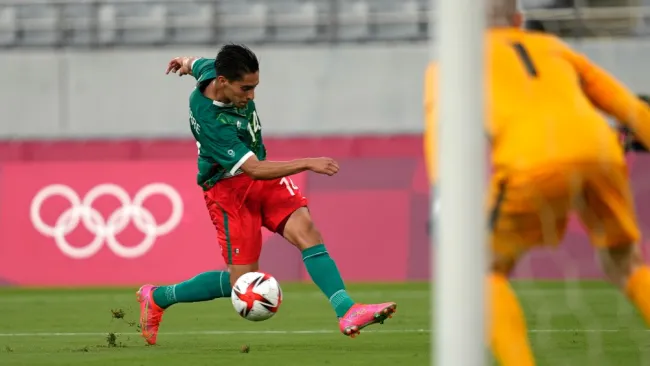 Erick Aguirre en acción durante Tokio 2020