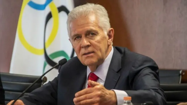 Carlos Padilla en conferencia de prensa