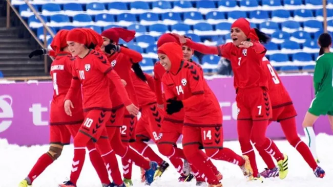 Jugadoras de Afganistán durante un partido 