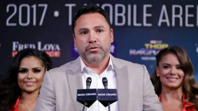 Óscar de la Hoya en conferencia