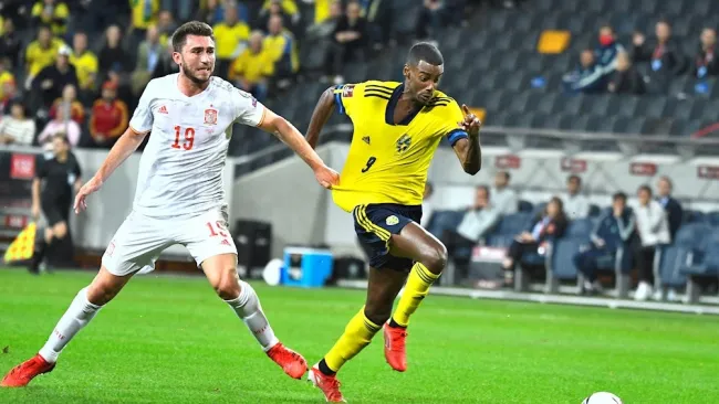 España cayó 2-1 ante Suecia rumbo a Qatar 2022