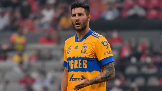 Gignac en un partido de Tigres