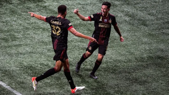 Ezequiel Barco en festejo con Atlanta United