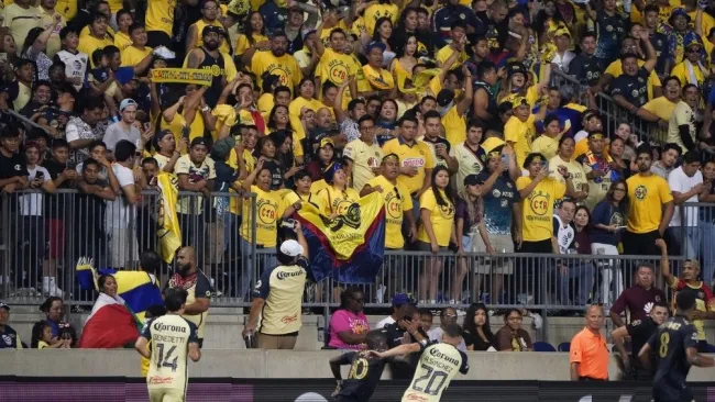 Aficionados del América en el juego vs Philadelphia