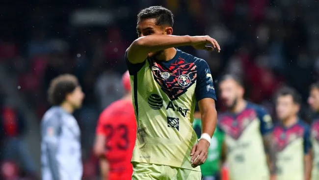 Cáceres fue expulsado vs Toluca