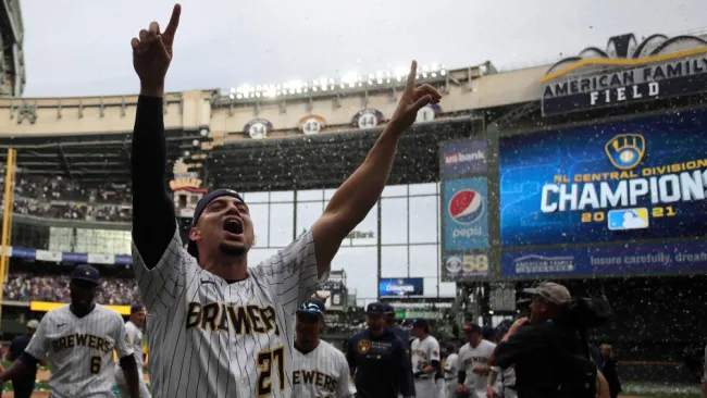 MLB: Brewers, de Luis Urías, amarró título de División al derrotar a los Mets