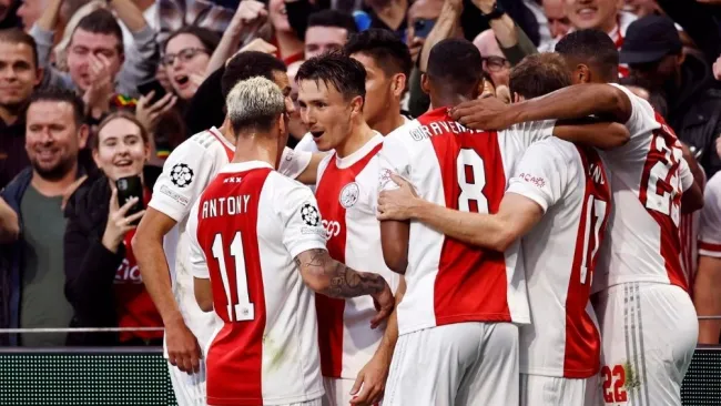Ajax derrotó al Besiktas