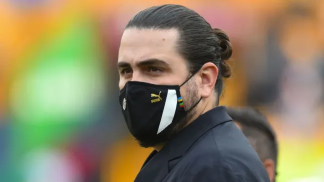 Amaury Vergara en el duelo entre Chivas y Tigres