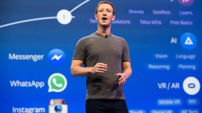 Mark Zuckerberg expone en un evento