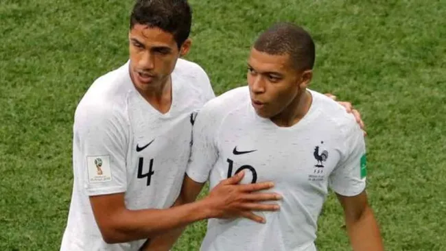 Raphael Varane desmintió a Mbappé: 'Sí hubo apoyo tras penalti fallado en pasada Eurocopa'