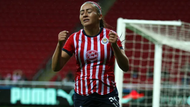 Rubí Soto durante un partido con Chivas