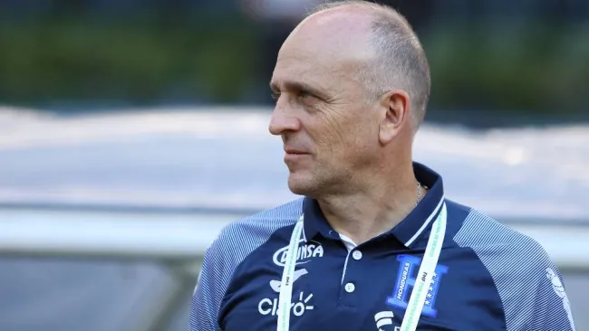 Fabián Coito durante el partido contra México