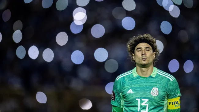 Guillermo Ochoa, portero del Ti, en El Salvador