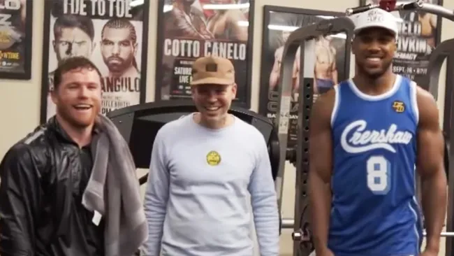 Reunión de Residente con Canelo y Anthony Joshua
