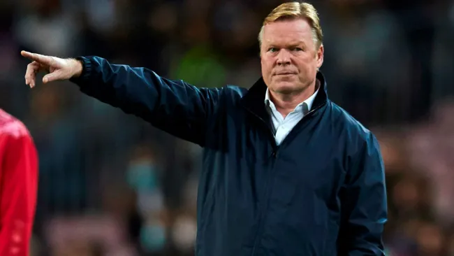 Ronald Koeman durante un duelo del Barcelona 
