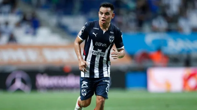 Rodríguez en un partido con Rayados 