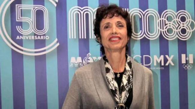 Enriqueta Basilio en un evento del 50 aniversario de México 68