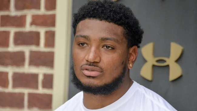 NFL: Jugador de Ravens, impactado por bala perdida