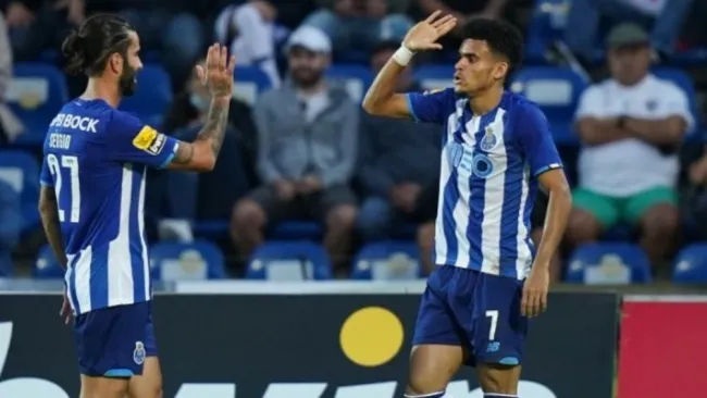 Porto goleó al Santa Clara