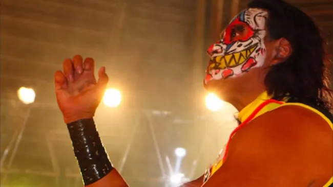 Monster Clown previo a una lucha