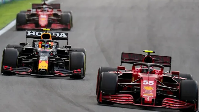 Sainz y Checo en el GP de Brasil