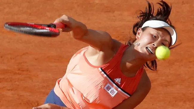 Peng Shuai en un juego de tenis