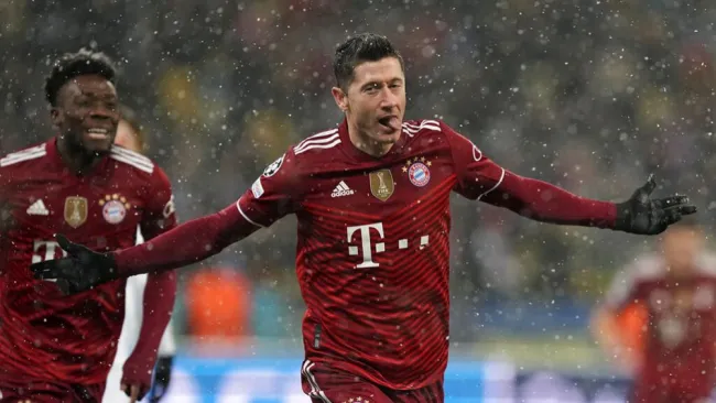 Robert Lewandowski festeja su gol