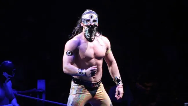 Bandido en una función de lucha libre