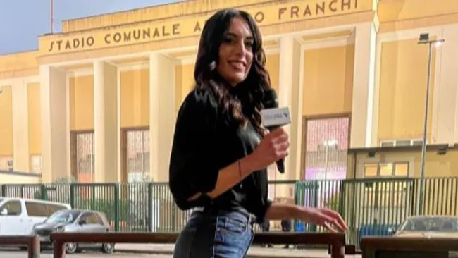 Greta Beccaglia previo a una de sus transmisiones 