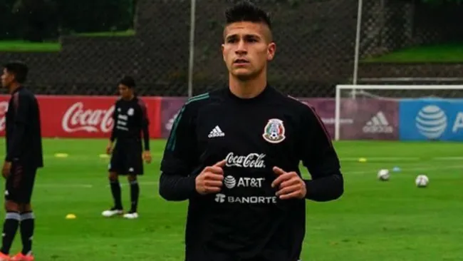 Benjamín Galdames en un entrenamiento de la Selección