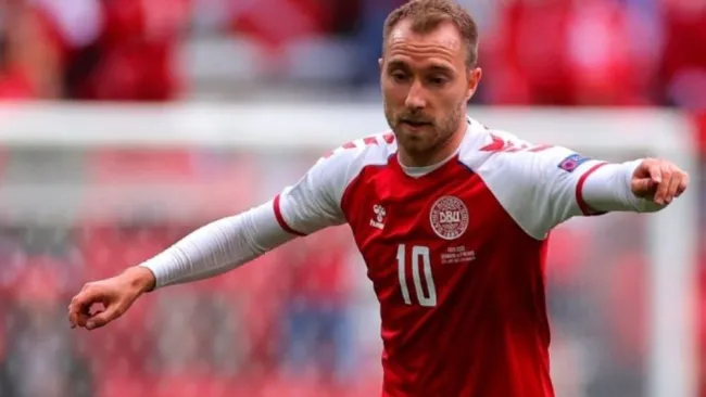 Eriksen en un partido de Dinamarca