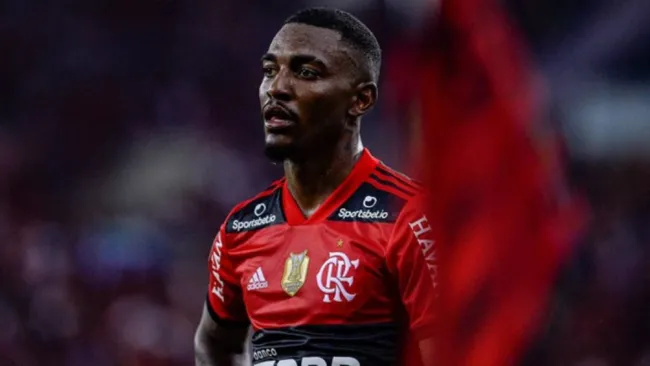 Ramón Ramos en un juego del Flamengo