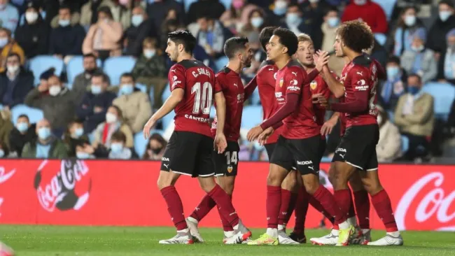 Jugadores del Valencia festejando un gol a favor