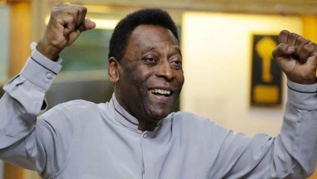'Pelé', feliz en una entrevista