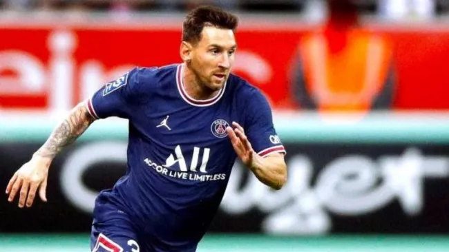 Messi en un partido con el PSG