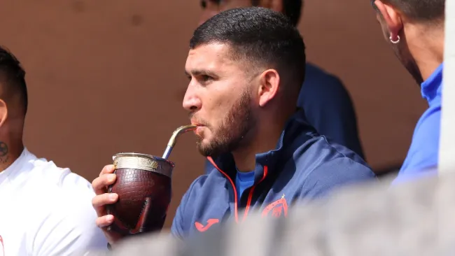 Cruz Azul: Renovación de Juan Escobar es prioridad