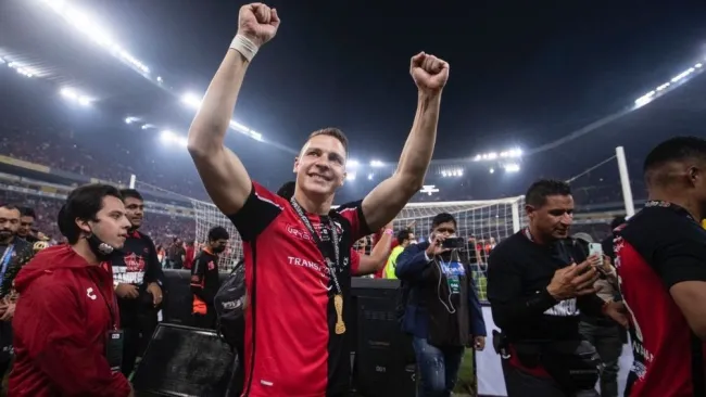 Furch seguirá en Atlas