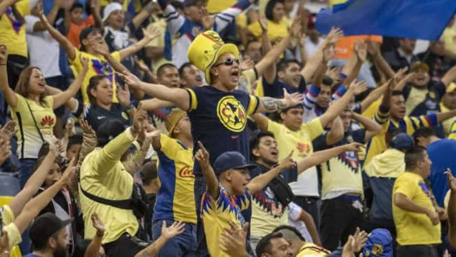 Afición del América en el Estadio Azteca